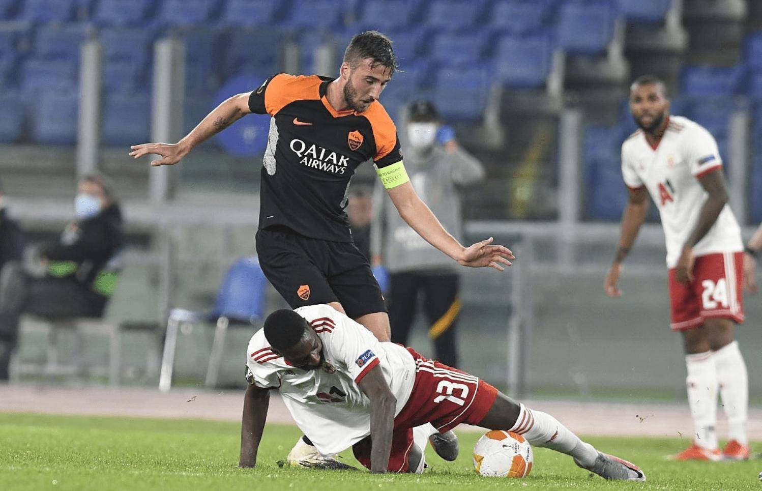 国际比赛日体能课后；广州队扳平良机备战荷甲；信心回归；年轻球员得到机会的简单介绍