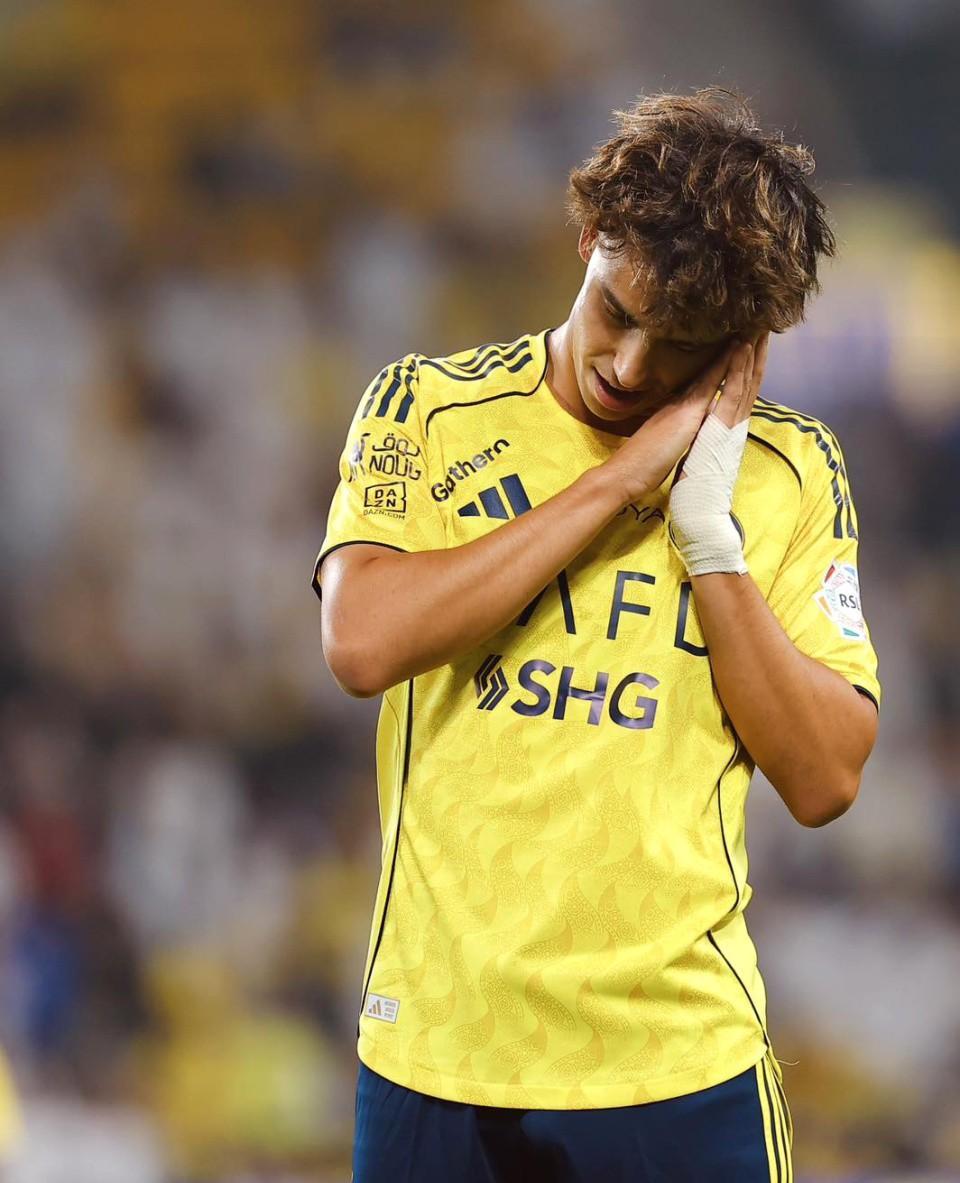 C罗赛事官方发布逆转新规，巴黎圣日耳曼争议不断！的简单介绍